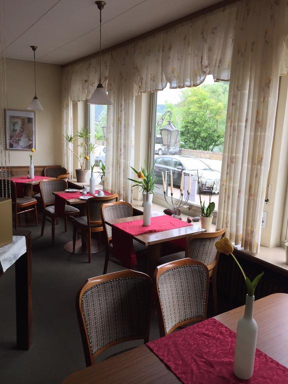 Pension Cafe-Braun Lof Bagian luar foto