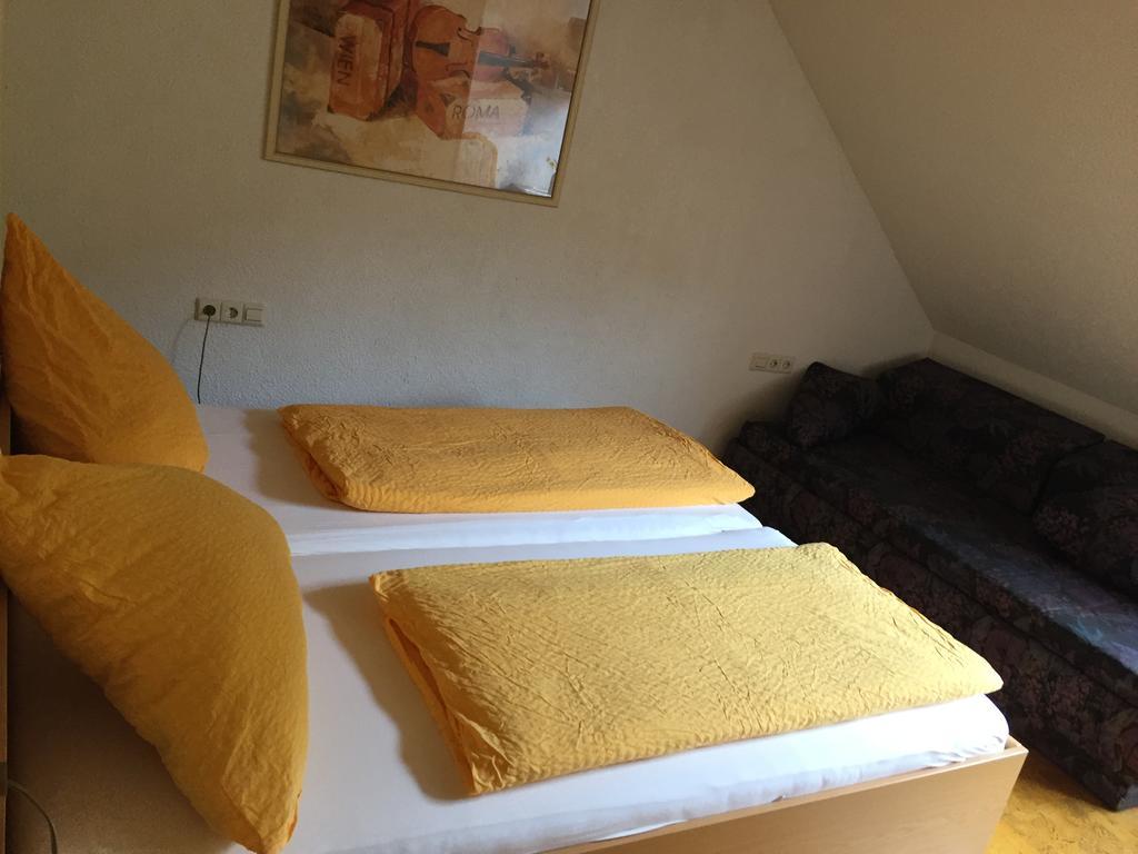Pension Cafe-Braun Lof Bagian luar foto